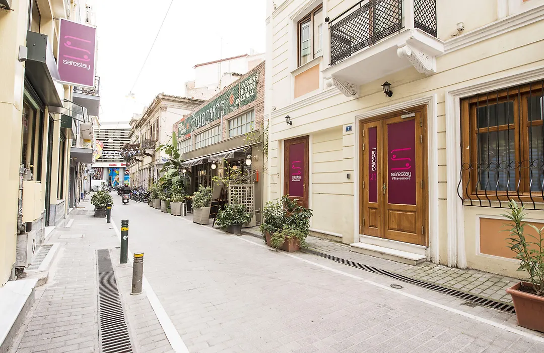 Safestay Athens Monastiraki-1