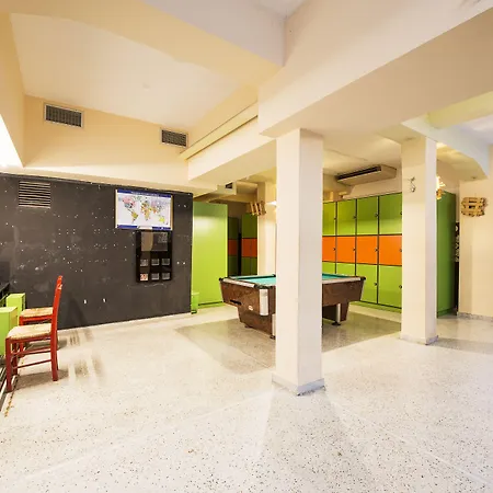 Safestay Athens Monastiraki-3